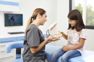 dein.dental Kinderzahnheilkunde Zahnputzschule 300x200