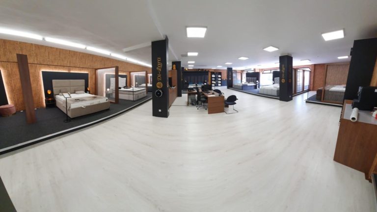 showroom 1 768x432