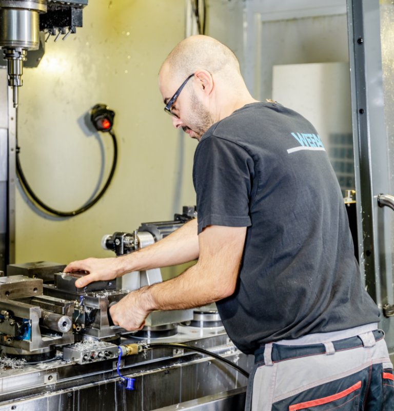 machine operator 768x801