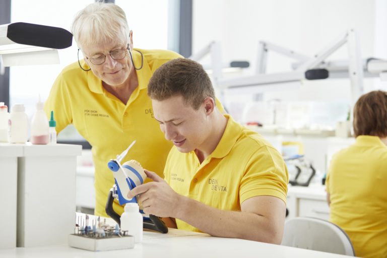 dein.dental Dentallabor 768x512