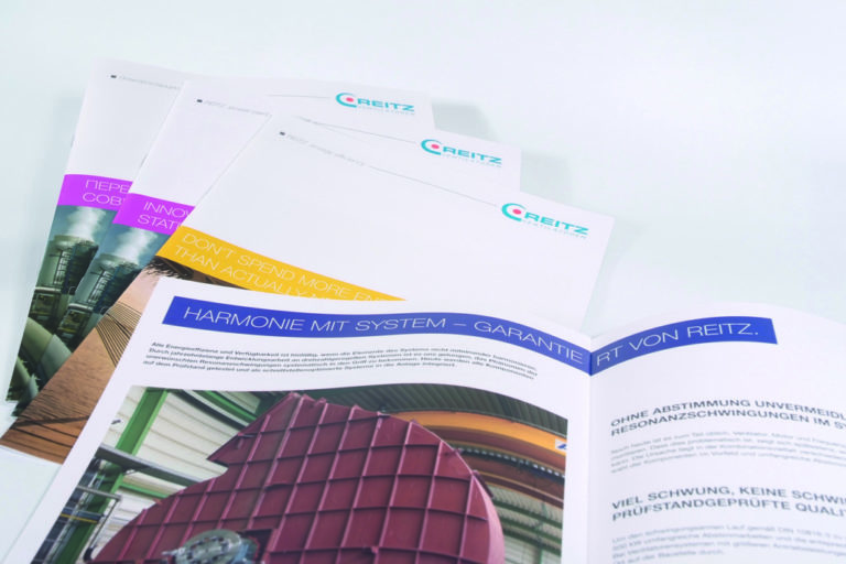 Broschüren & Kataloge