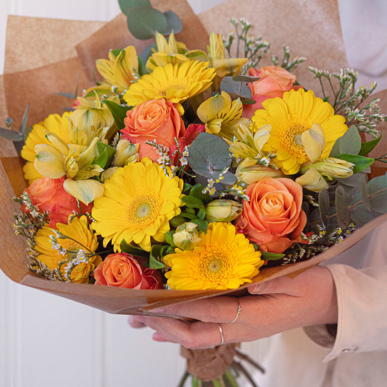 Screen CE Easter 2022 1080x1080 0018 Scanda April In house shoot 58 768x768