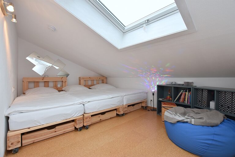 Kinderzimmer 2 768x513