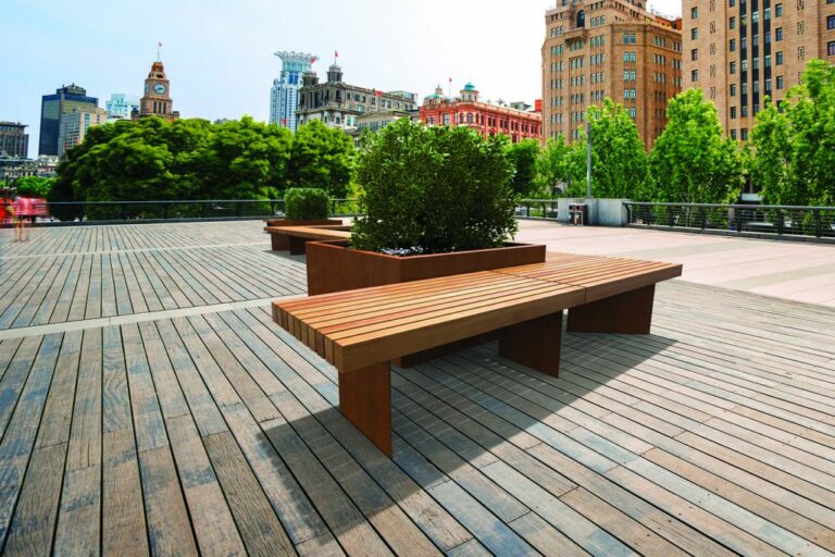 COBRA AMBIENTATO A ZIG ZAG Kopie 1024x683 1 768x512