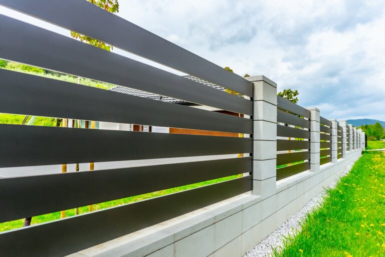 Aluminiumzaun CORE grand 768x513