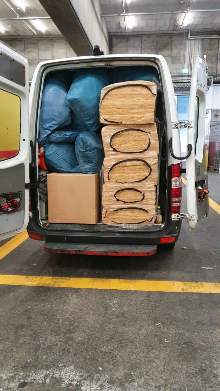 moebeltaxiberlin gewerbe service picture 1 768x1365