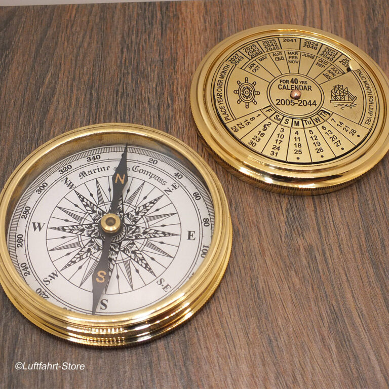 Kompass mit Kalender 4 768x768