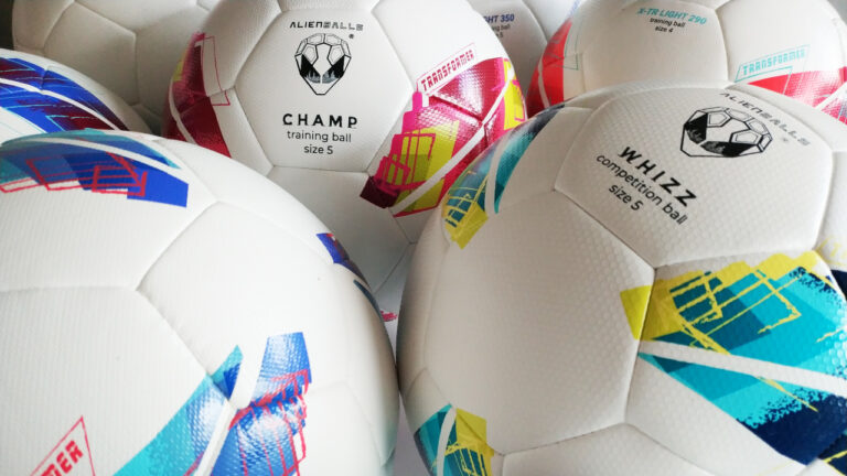 Custom Trainingbaelle ALIENBALLS 768x432