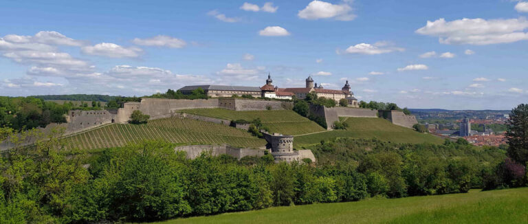 festung marienberg herr karl stadtfuehrungen wuerzburg 768x326