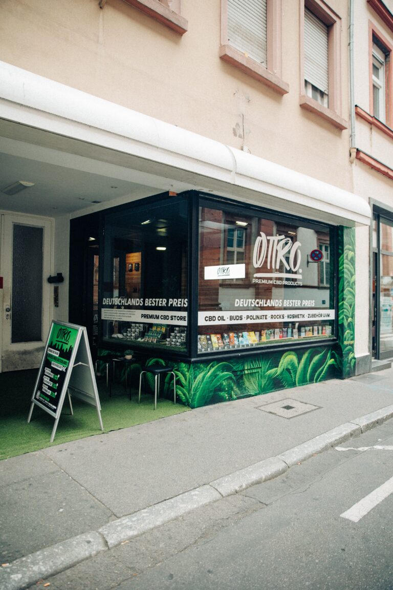 FF6C384C ABEE 483E 8D26 D7948A16560B 768x1152