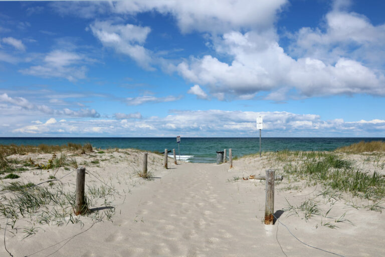 ahrenshoop stranduebergan11 768x512