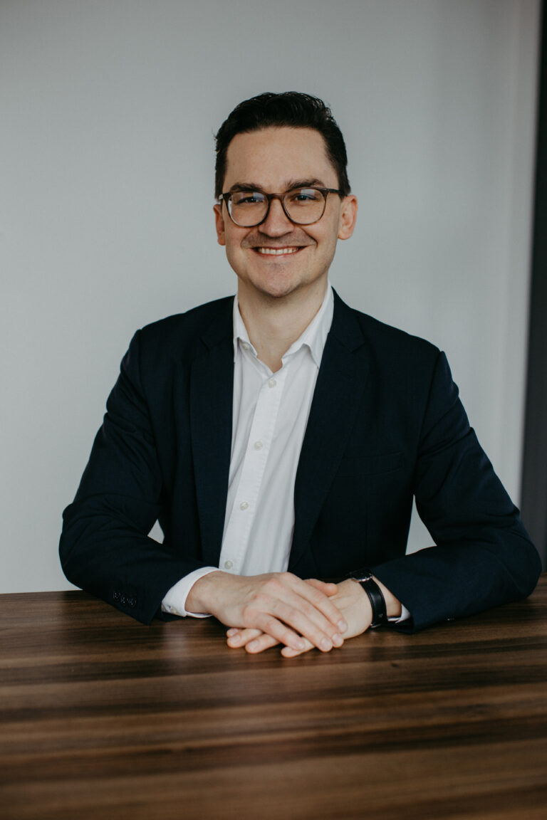 Moritz Strate Goettingen 9F9A0154 768x1152