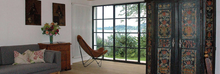 travellingingermany Ferienwohnung Wohnzimmer 768x258