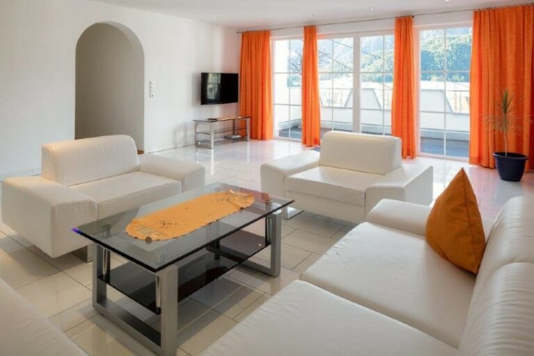 travellingingermany appartement ttirol nauders panoramafenster 768x513